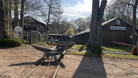 Einsetzen der Dickschiffe – Bild 1
